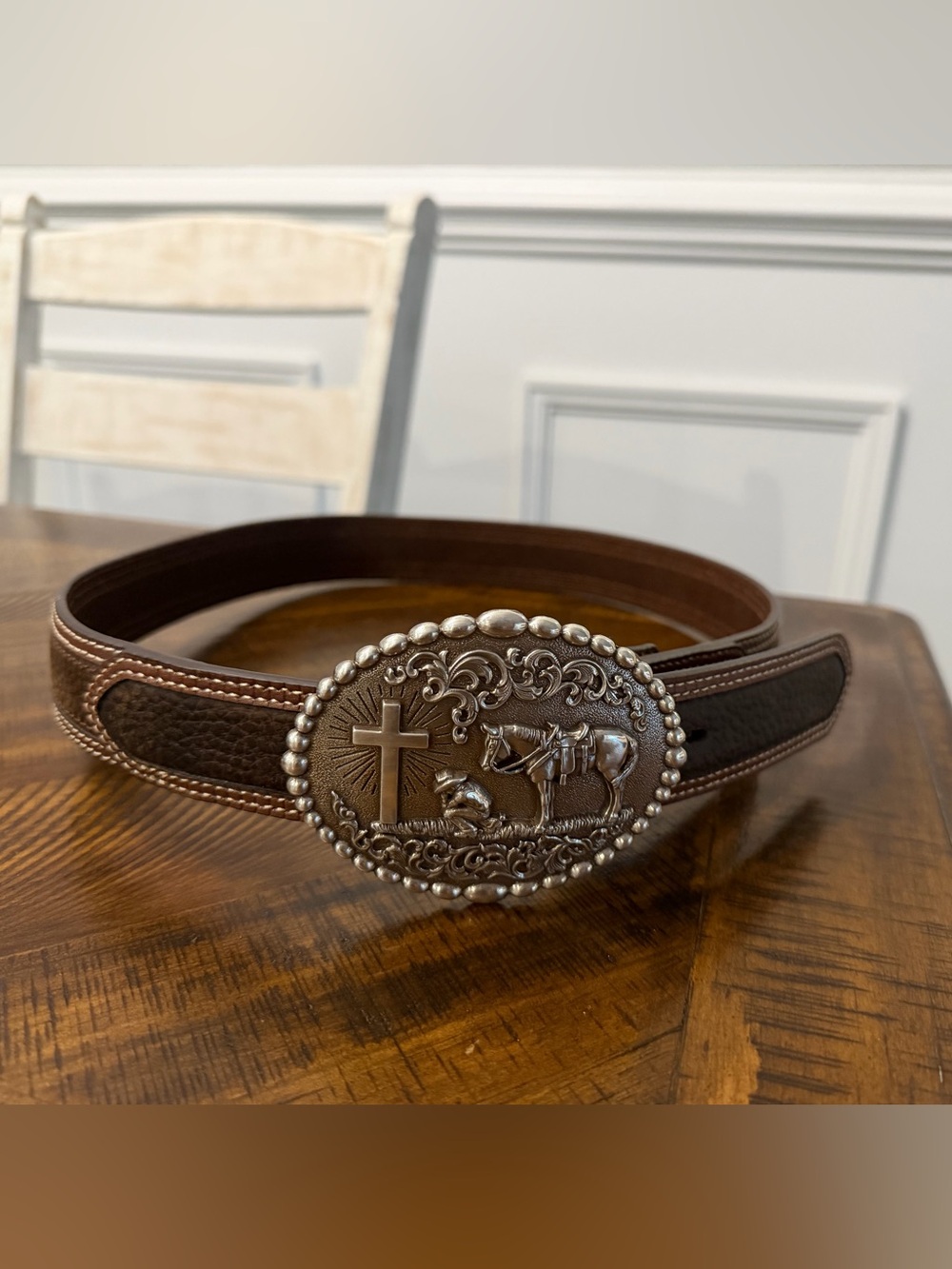 Men's Ariat Leather Belt with Nocono Western Buckle, size 34